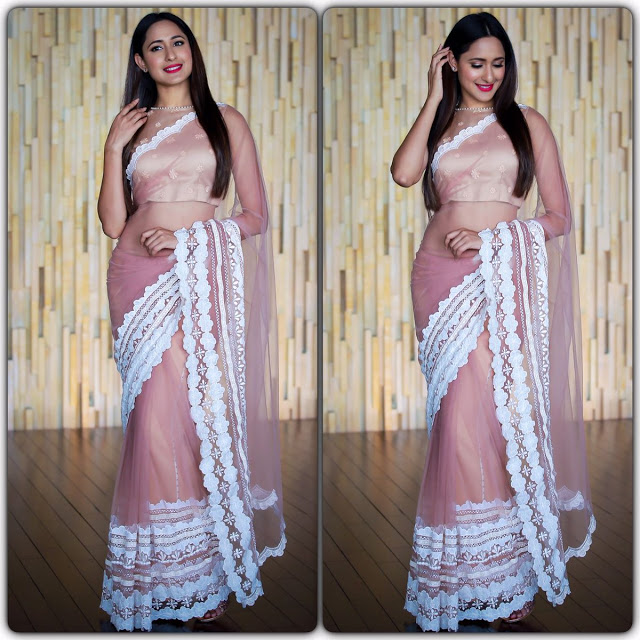 Actress Pragya Jaiswal in Sleeveless Pink Saree 3